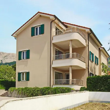 Tolle In Mit Eigener Terrasse * Baška